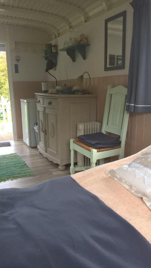 Onstwedde Pipowagen Elsebein Groningen Westerwolde Unieke Ligging Met Eigen Tuin En Vrij Uitzicht Over Veld Naar Natuurgebied المظهر الخارجي الصورة