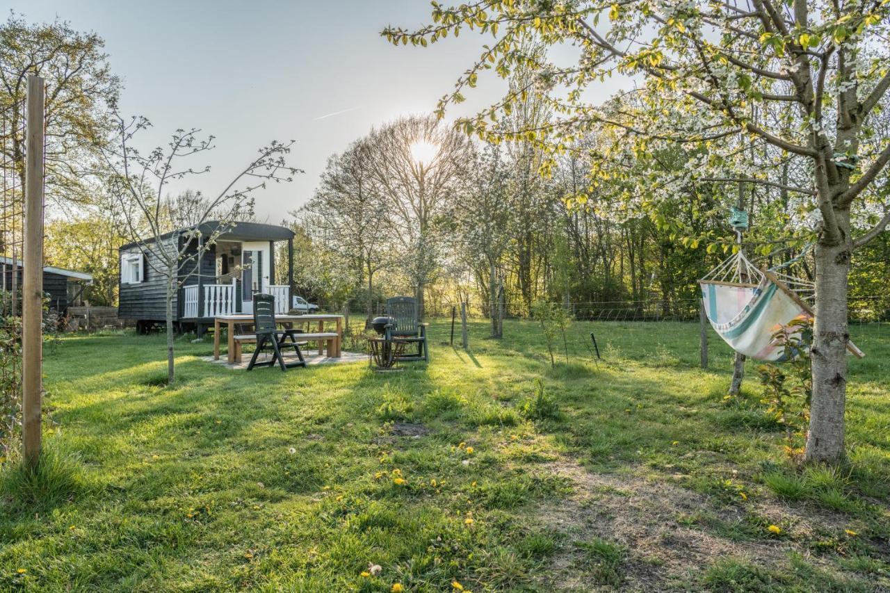 Onstwedde Pipowagen Elsebein Groningen Westerwolde Unieke Ligging Met Eigen Tuin En Vrij Uitzicht Over Veld Naar Natuurgebied المظهر الخارجي الصورة